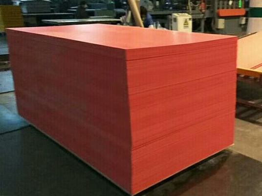 Folha vermelha de pouco peso do PVC 0.55g/Cm3, placa decorativa da espuma de 5mm